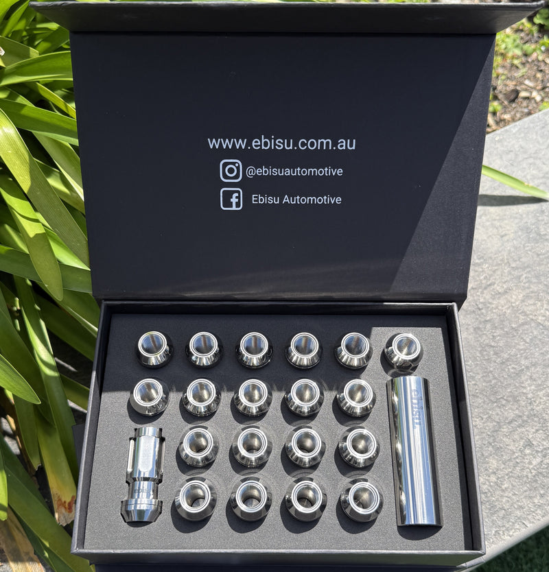 Load image into Gallery viewer, Wheel nut V3 Polished in black box with ebisu branding