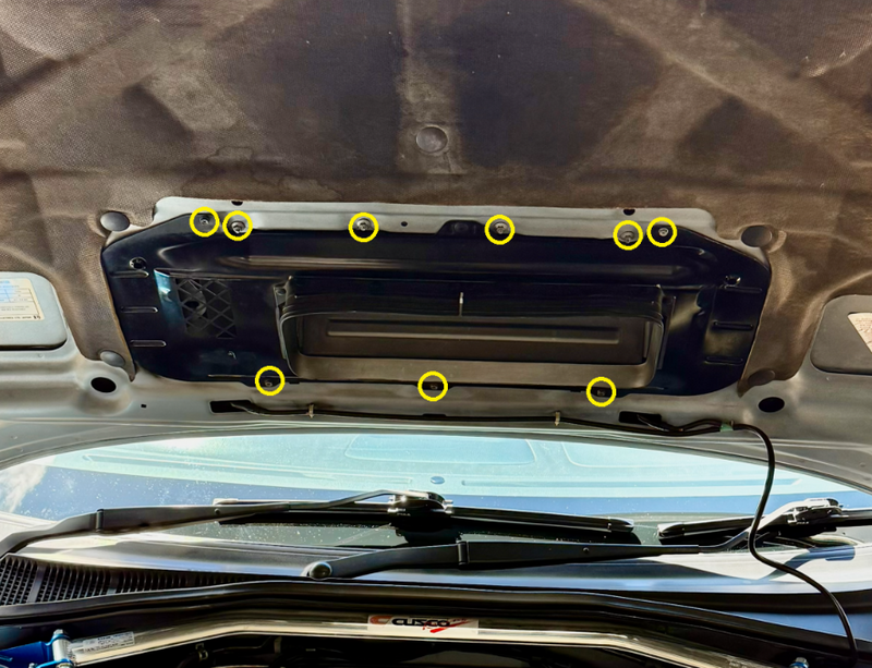 Load image into Gallery viewer, Titanium Bonnet Scoop Kit - SUBARU IMPREZA GD
